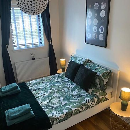 Perfectly Situated Luxury 2 Bedroom Apartment Glasgow Buitenkant foto